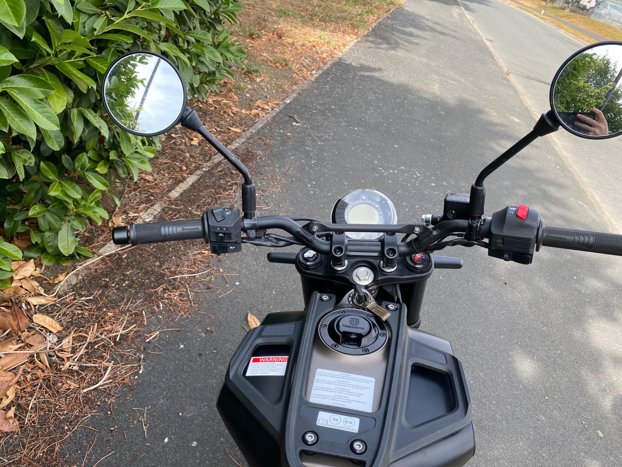 2024 24 Reg Husqvarna Svartpilen 401